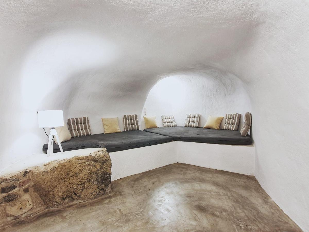 Navita Cave Houses Fira  Exterior foto